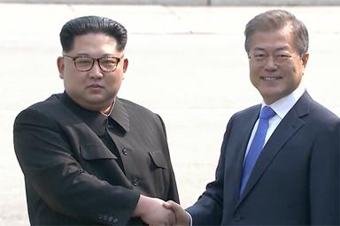 Kim Jong-Un Moon Jae-In