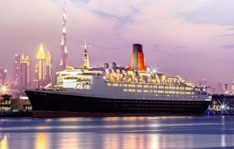 Queen-Elizabeth-ouverture-hôtel-Dubai
