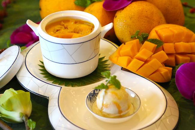 Recette du velouté de mangues, noix de coco et glace vanille caramélisée