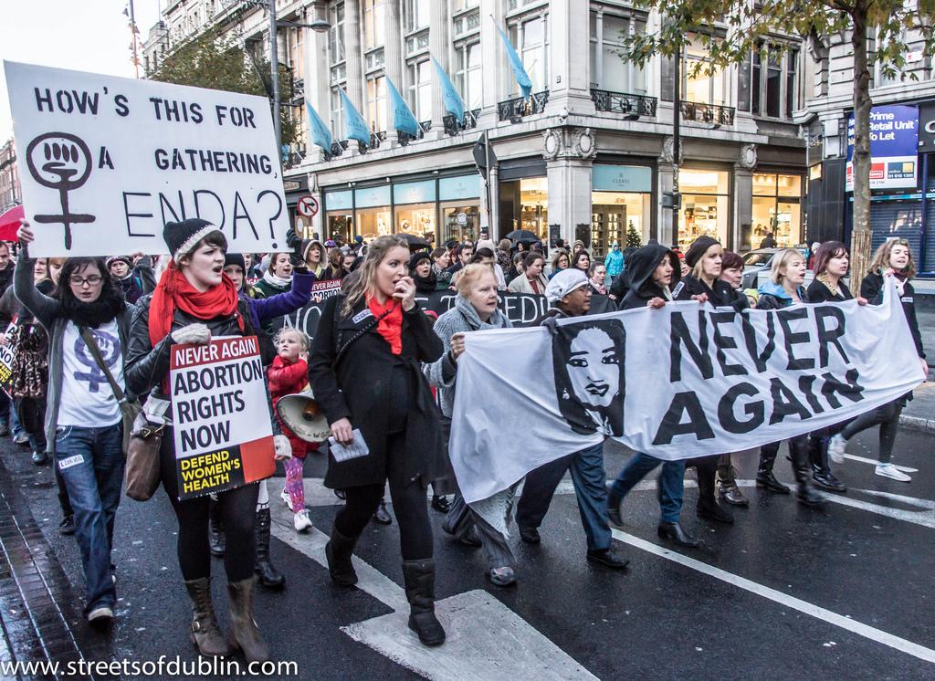 avortement referendum irlande