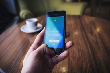 Twitter appelle ses utilisateurs à changer leur mot de passe