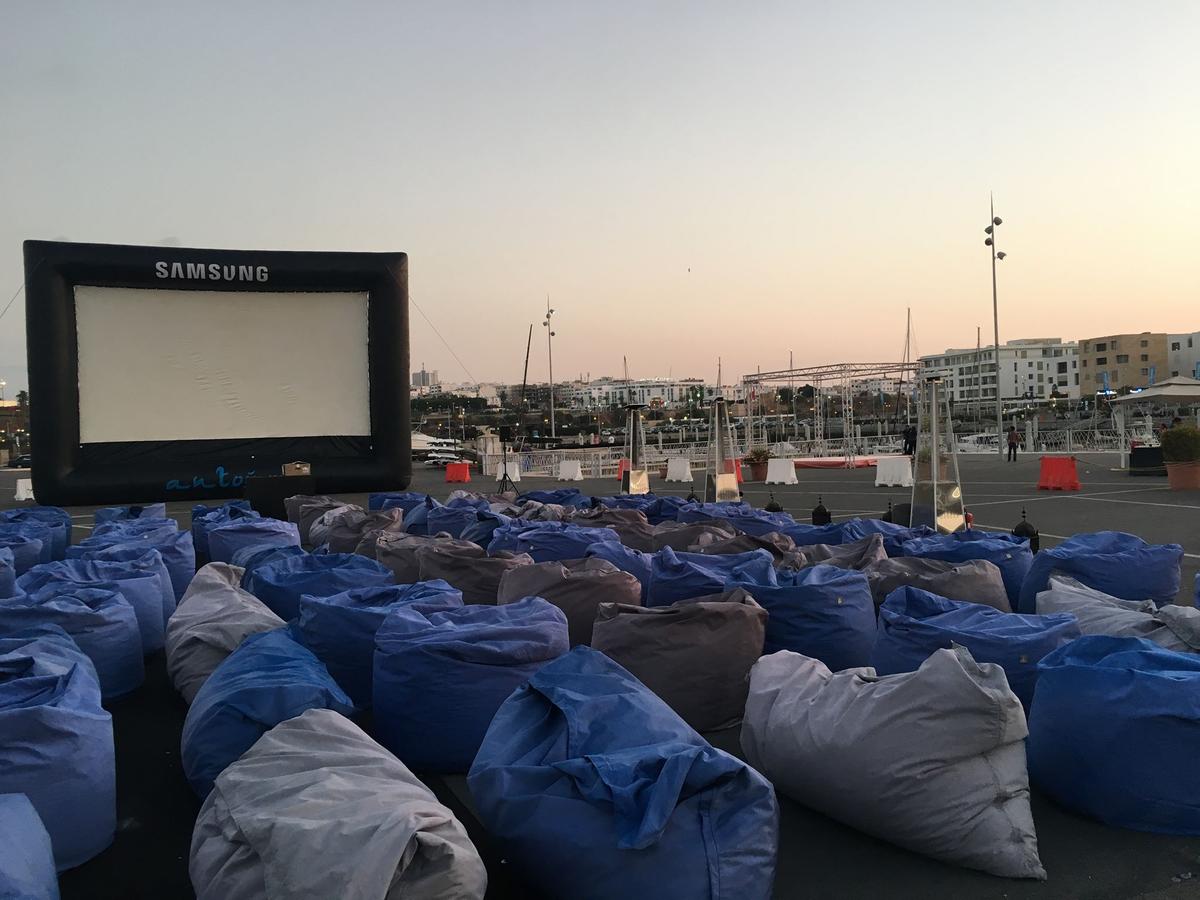C’est le diffuseur de films et première chaine de cinéma en plein air au royaume « CAMEO Cinema », qui promet une expérience inoubliable et originale au cœur de la Marina de Rabat-Salé.