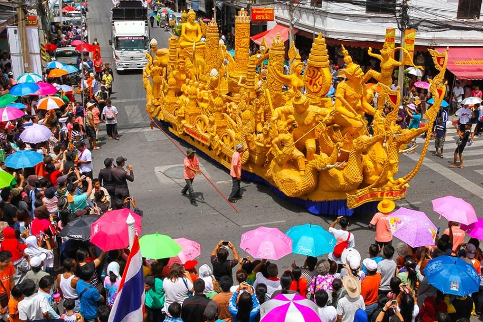 Festival des bougies en Thailande