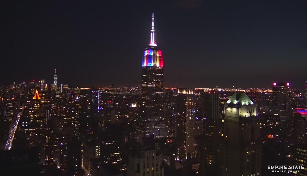 Empire-State-Building-bleu-blanc-rouge