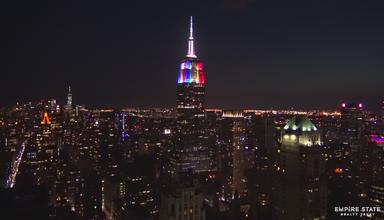 Empire-State-Building-bleu-blanc-rouge