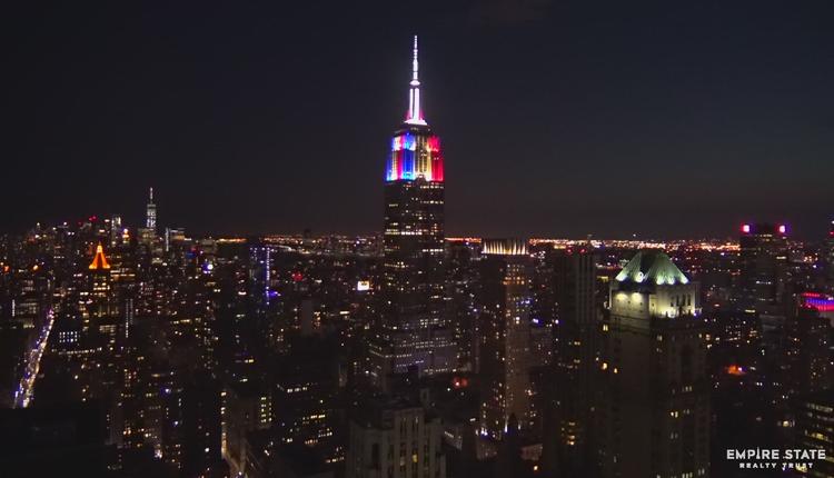 Empire-State-Building-bleu-blanc-rouge