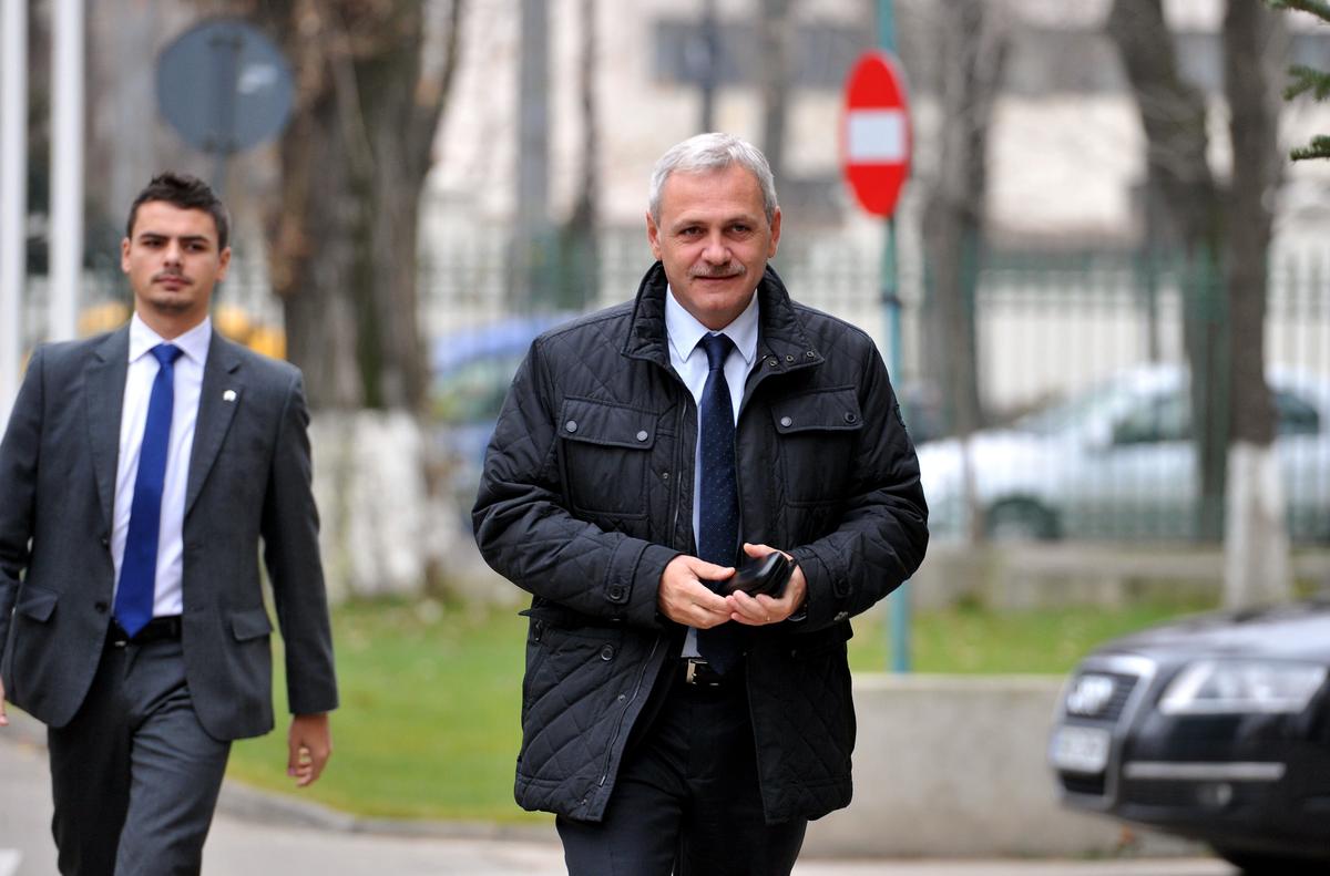 Liviu_Dragnea,_reuniunea_BPN_a_PSD_-_06.01.2014_(11797489564)
