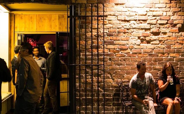 bar auckland comedy show