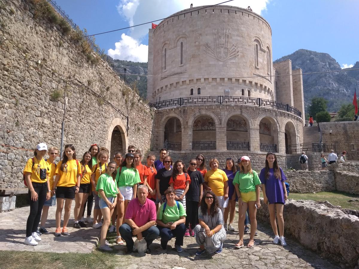 En visite à Kruja - copyright OIF