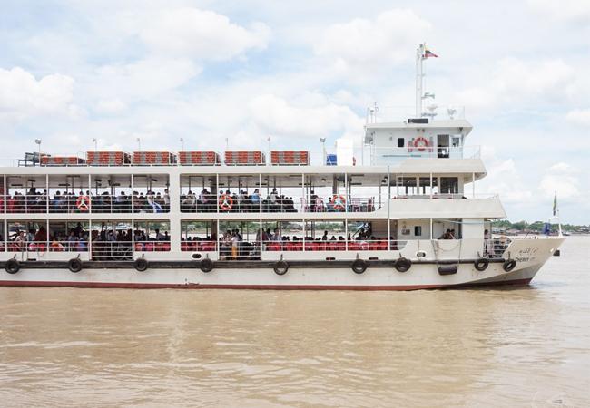 Ferry Yangon et Dala en Birmanie