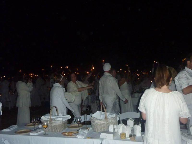 Brisbane accueillera cette année son 6ème dîner en blanc. Les inscriptions seront closes le 9 octobre.