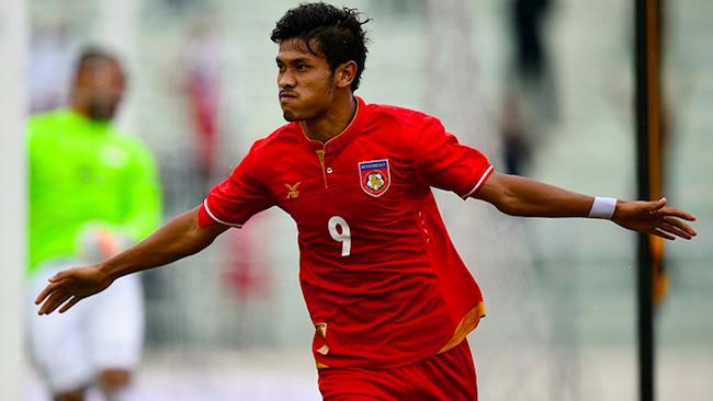 La star de foot Aung Thu rejoint la sélection birmane