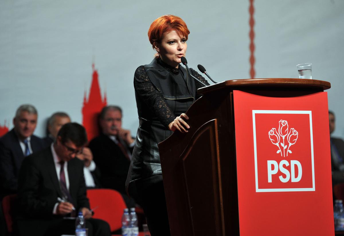 Lia_Olguta_Vasilescu_la_Liga_Alesilor_Locali_ai_PSD,_Palatul_Parlamentului_(10775964095)
