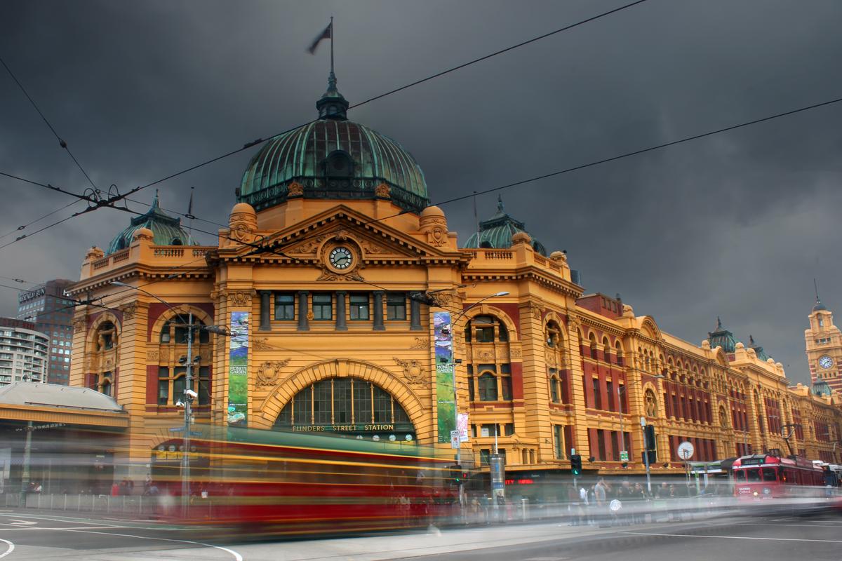 colonial tramcar restaurant melbourne yarra trams sécurité