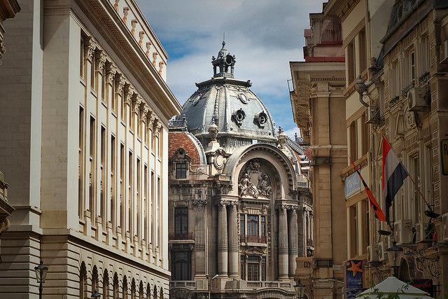 palais de la bourse histoire roumanie bucarest