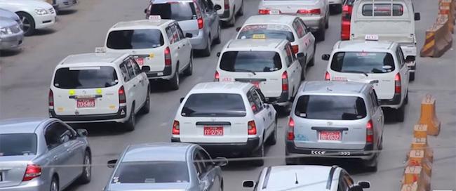 Les taxis en Birmanie demandent l'aide du gouvernement