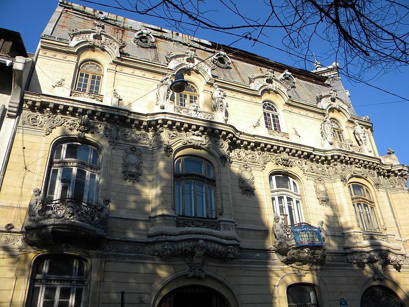 histoire d'un lieu centenaire roumanie maison de Mita Biciclista