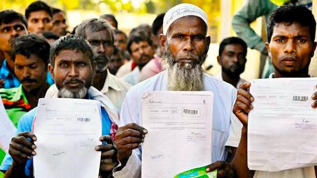 Des cartes d’identité attribuées par erreur à des Rohingyas en Birmanie