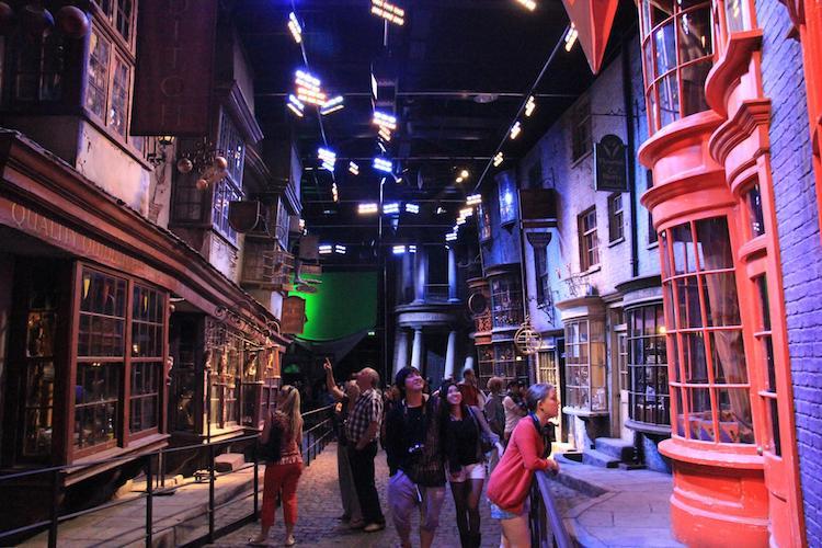 Harry Potter Warner Bros studio Londres agrandissent