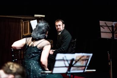 Pièce de théâtre séduit Londres Jean Anouilh l'Orchestre