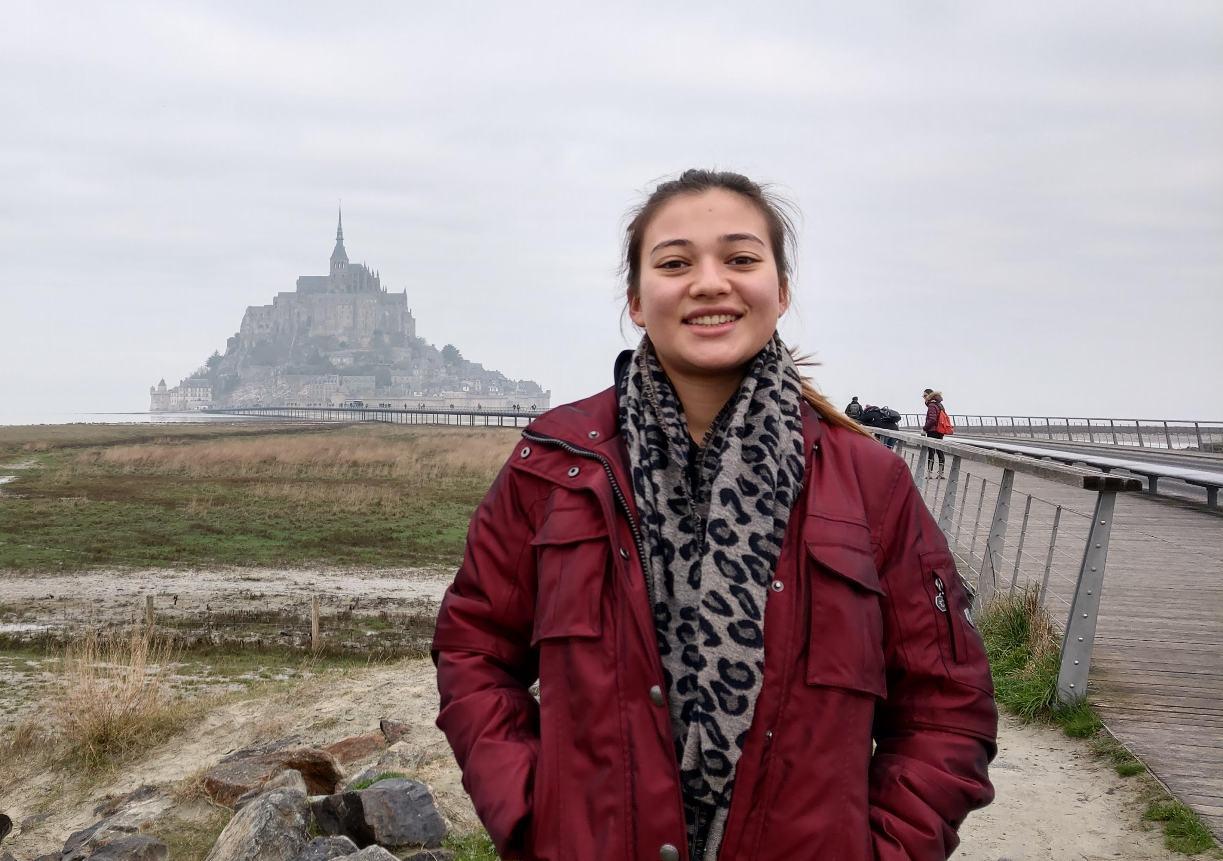 Elissa Fontaine - Une petite halte autour du monde