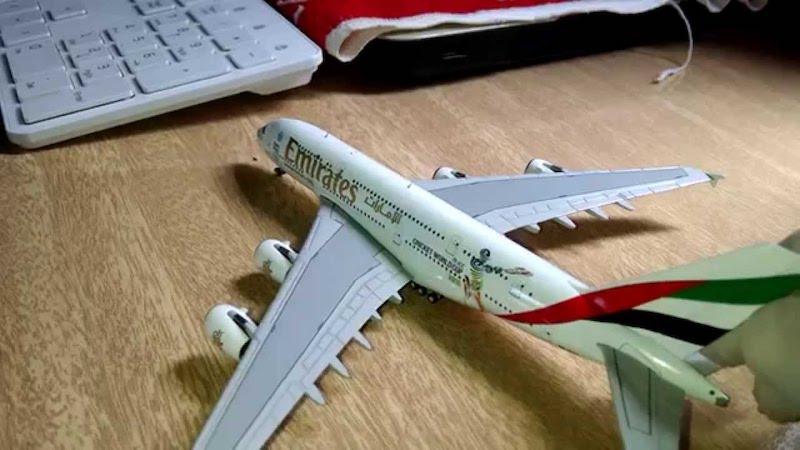 Dubai-EAU-2020-avions-Emirates-miniature