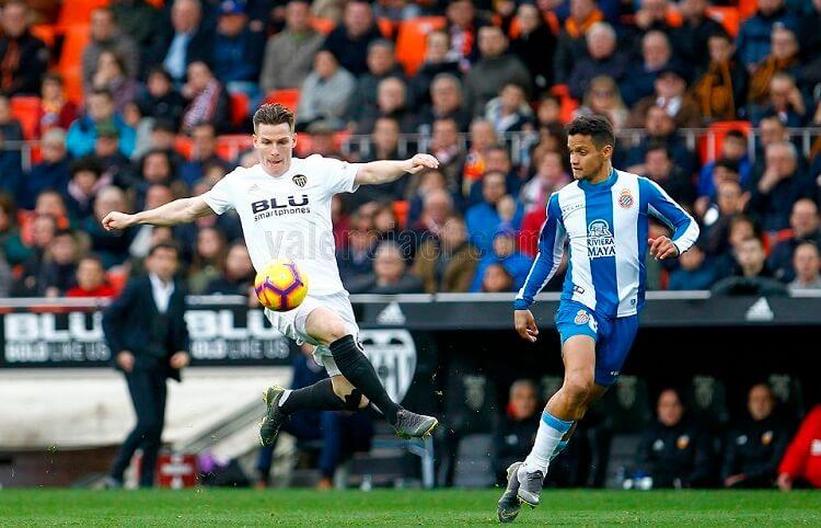 Kevin Gameiro est le joueur du Valencia qui a le plus frappé au but