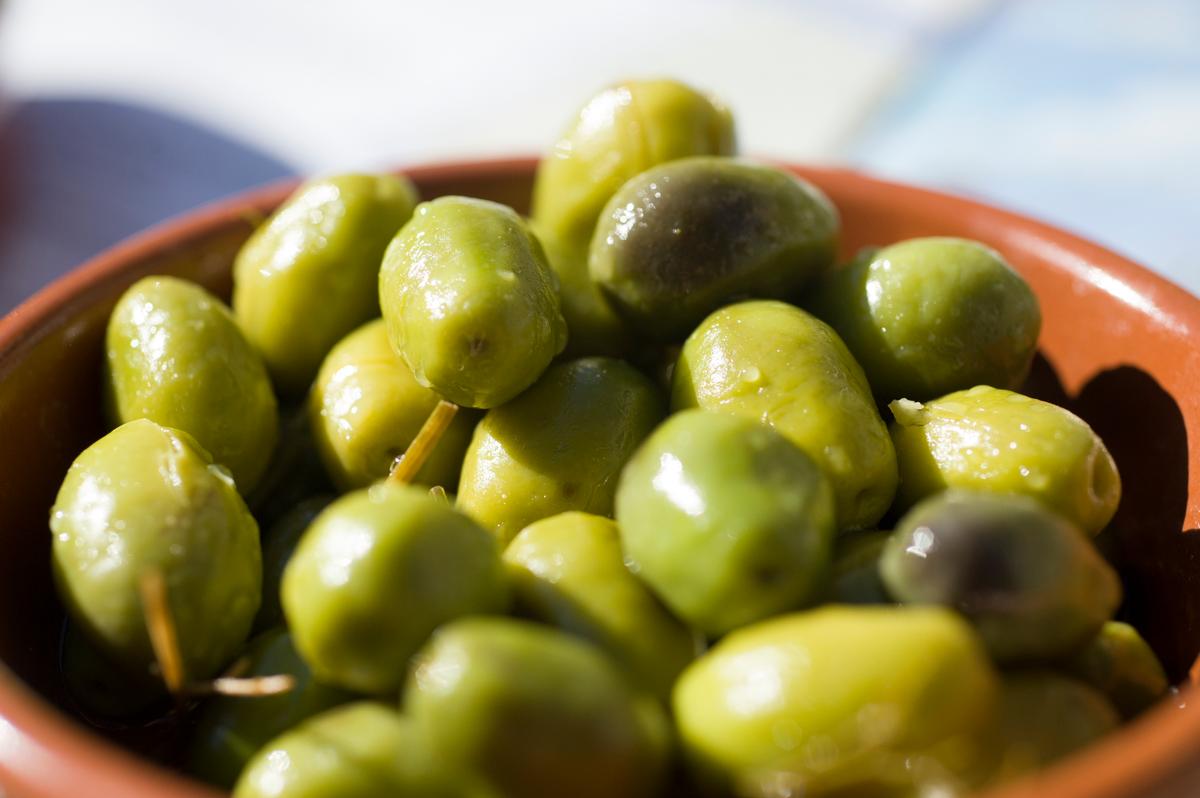 5308_Olives-cassees CREDIT Cintas Flores Libre de droit