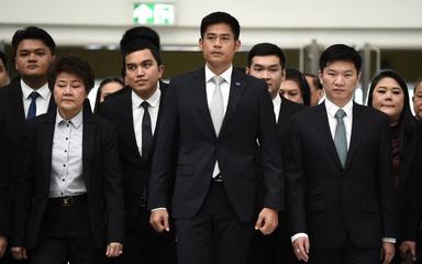 Dissolution-parti-Thai-Raksa-Chart