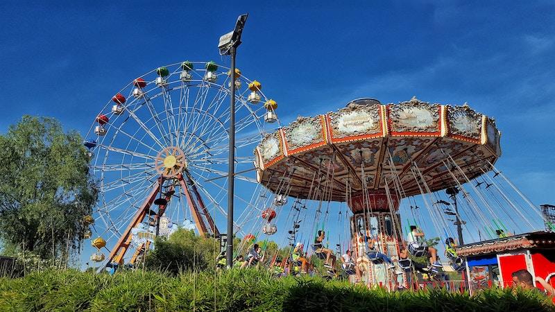 Dubai-EAU-création-50-parcs-et-aires-de-jeux-pour-enfants-par-la-municipalité