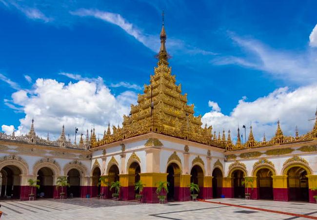 La pagode Mahamuni de Mandalay payante pour les étrangers en Birmanie