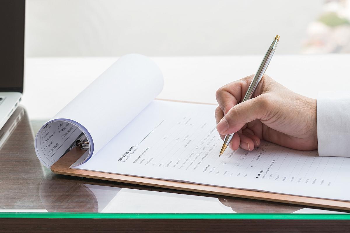 registration_form_shutterstock