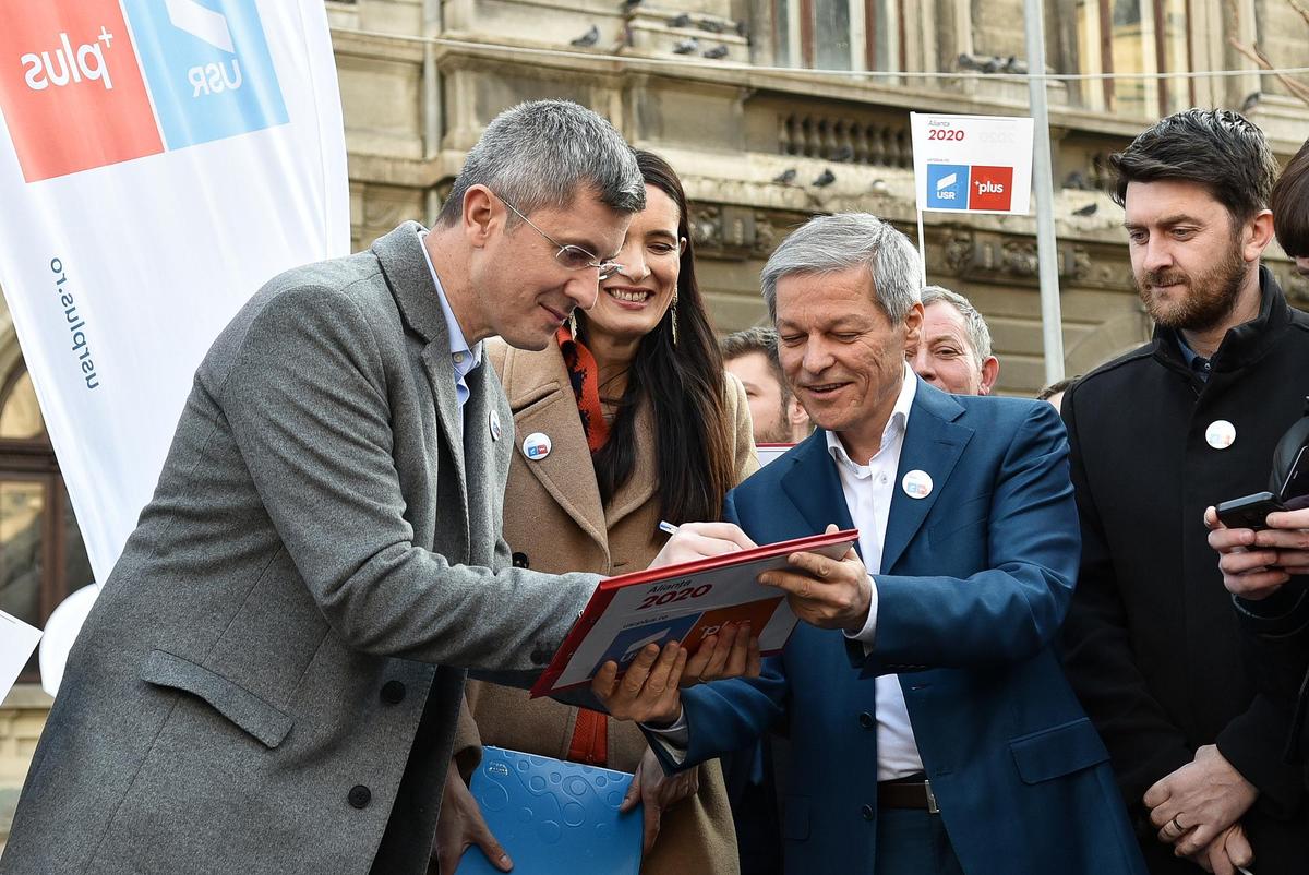 Cour autorise l'alliance roumaine USR-PLUS élections européenne Dan Barna Dacian Ciolos