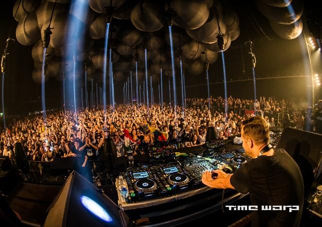 Time Warp festival techno électro Mannheim 2019 DJ Carl Cox Sven Väth