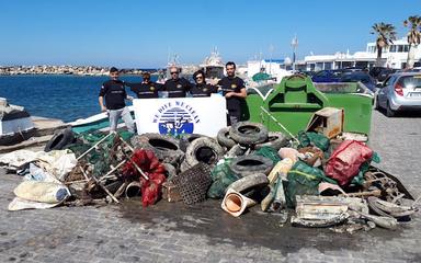 we dive we clean déchets marins