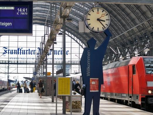 Allemagne Hesse Francfort Wiesbaden Tarek-Al Wazir transports séniors réduction 1 euro