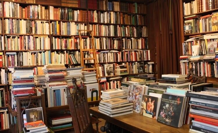 librairie italie Flickr @Niroko Stardust