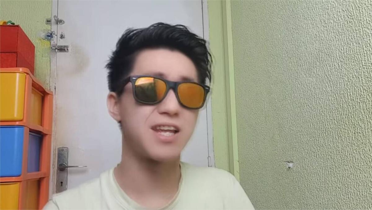 332fe4d3e08e17835c3ce476e71404d0-en-espagne-un-youtubeur-condamne-pour-avoir-humilie-un-sdf-en-lui-donnant-des-biscuits-au-dentifrice