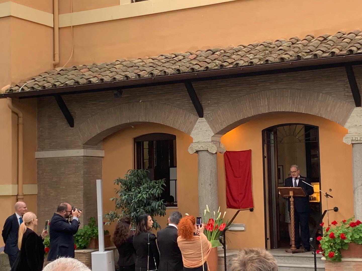 61789824_1621091844688052_5853685814768173056_n