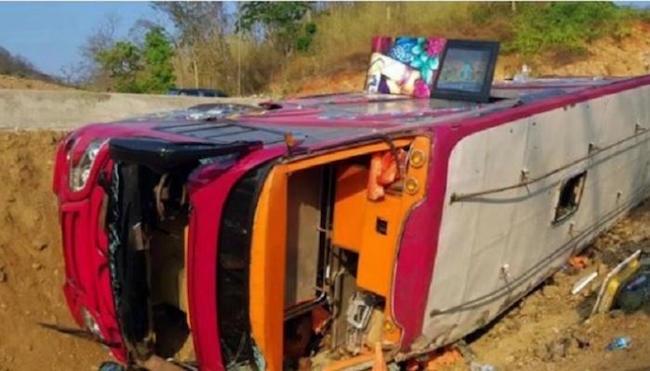Accident bus Birmanie Yangon Pathein