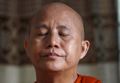 Manifestation de soutien à U Wirathu en Birmanie