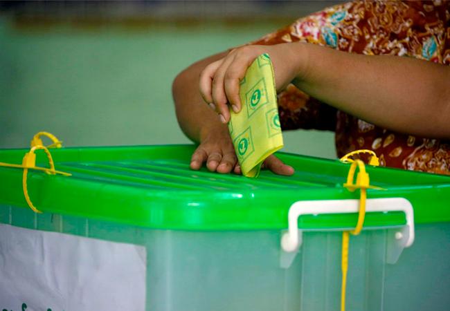 Relevement du plafond des depenses des candidats aux elections legislatives en Birmanie