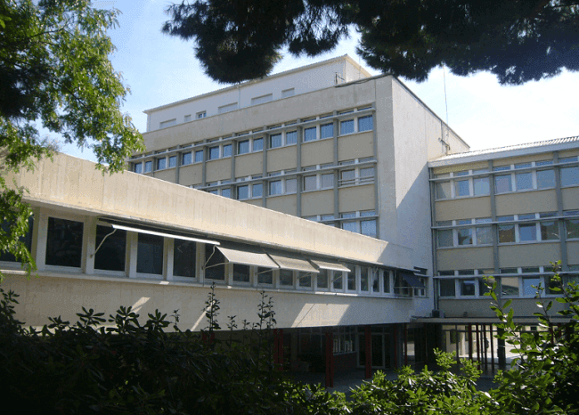 lycée français barcelone baccalauréat grève