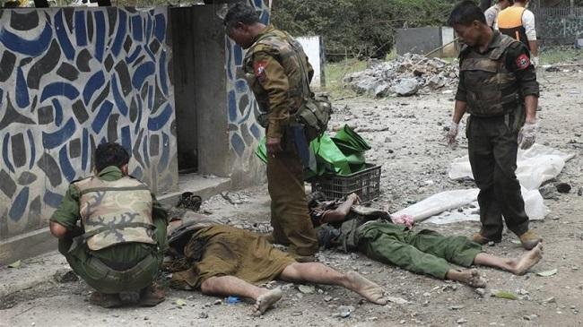 Combats entre armee et rebelles en Birmanie