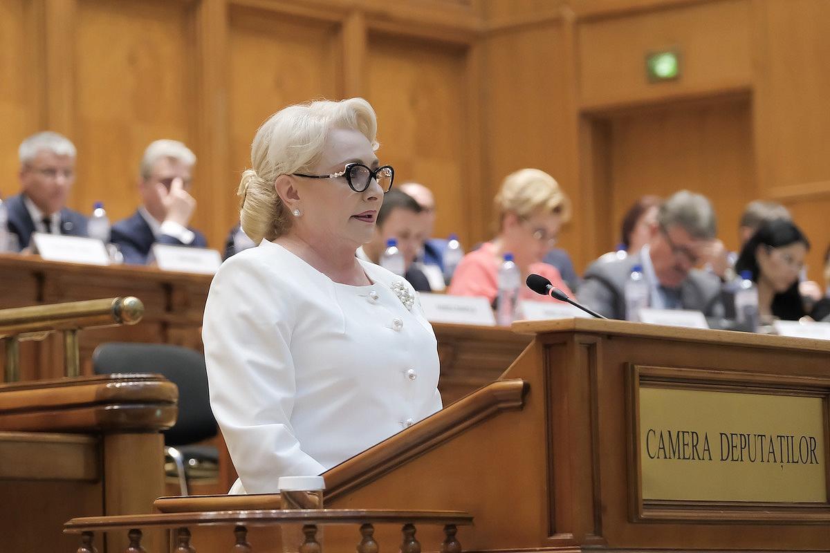 viorica dancila Premier ministre roumain Parlement vote nouveau gouvernement