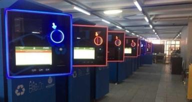 recyclage istanbul bouteilles bus plastique