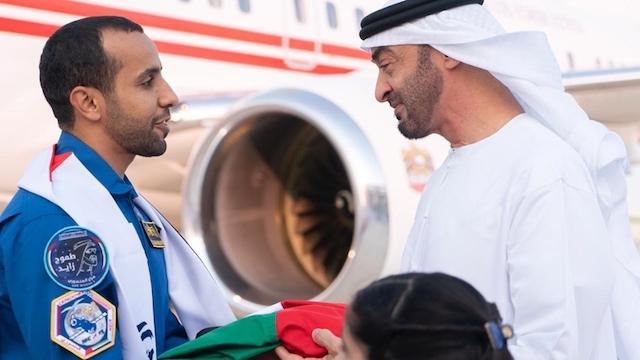 Hazzaa Al Mansoori fait un retour héroïque aux EAU