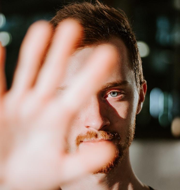 Movember mouvement moustache fondation solidarité