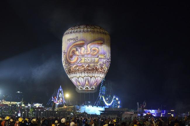 festival des ballons taunggyi 2019 en Birmanie