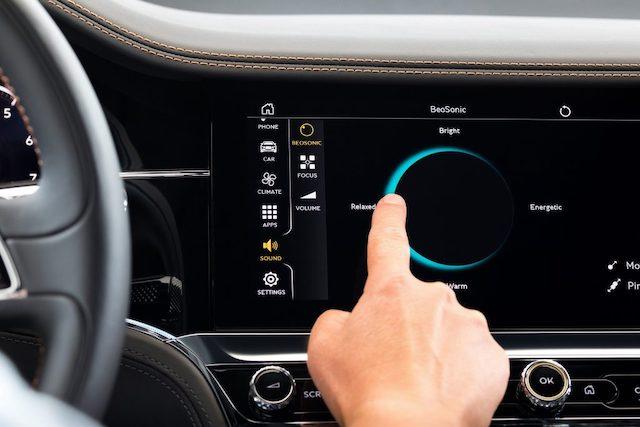 Vous écoutez la musique trop fort en voiture? Attention aux conséquences